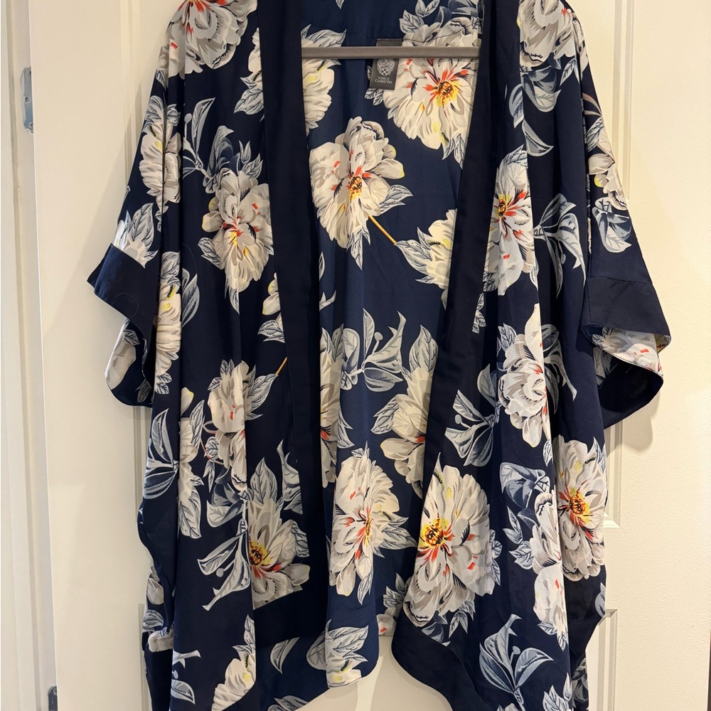 Vince Camuto Navy Floral Kimono